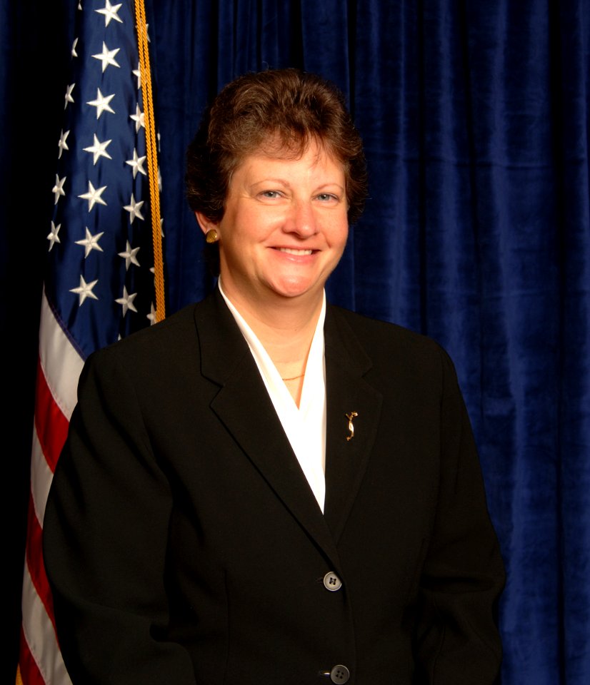 Linda Springer Director of Office of Personal Management Official Portrait