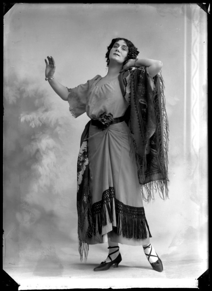 Liva Järnefelt in Carmen at Kungliga Operan 1914 - SMV - GJ051