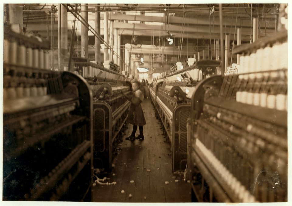 Little spinner in Mollahan Cotton Mills, Newberry, S.C. Many others as small. Dec. 3-08 Witness Sara R. Hine. LOC cph.3c07335