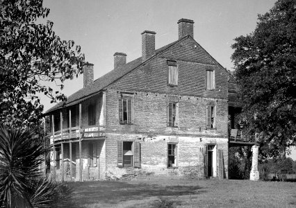 Live Oak Plantation House