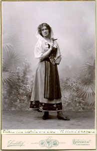 Liva Edström, rollporträtt - SMV - H2 166