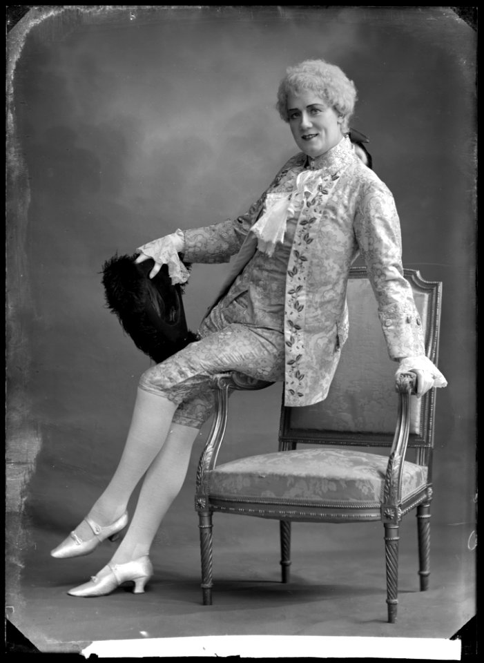 Liva Järnefelt in Figaros bröllop at Kungliga Operan 1914 - SMV - GJ053
