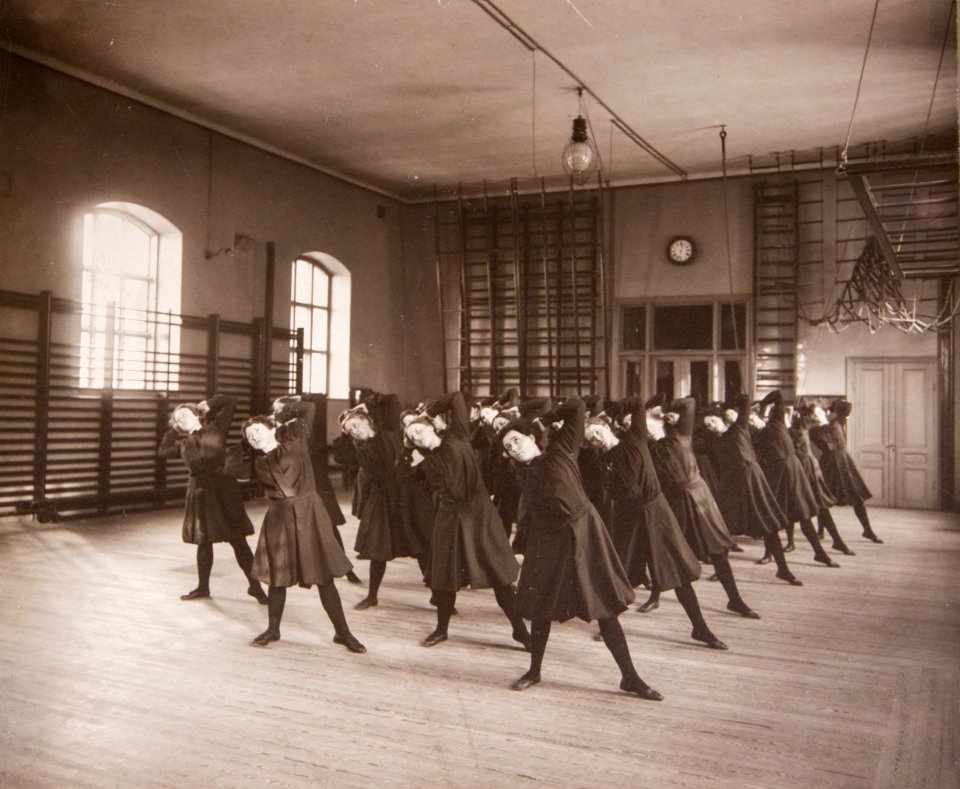 Linggymnastik Gymnastiska Centralinstitutet Stockholm ca 1900 0107