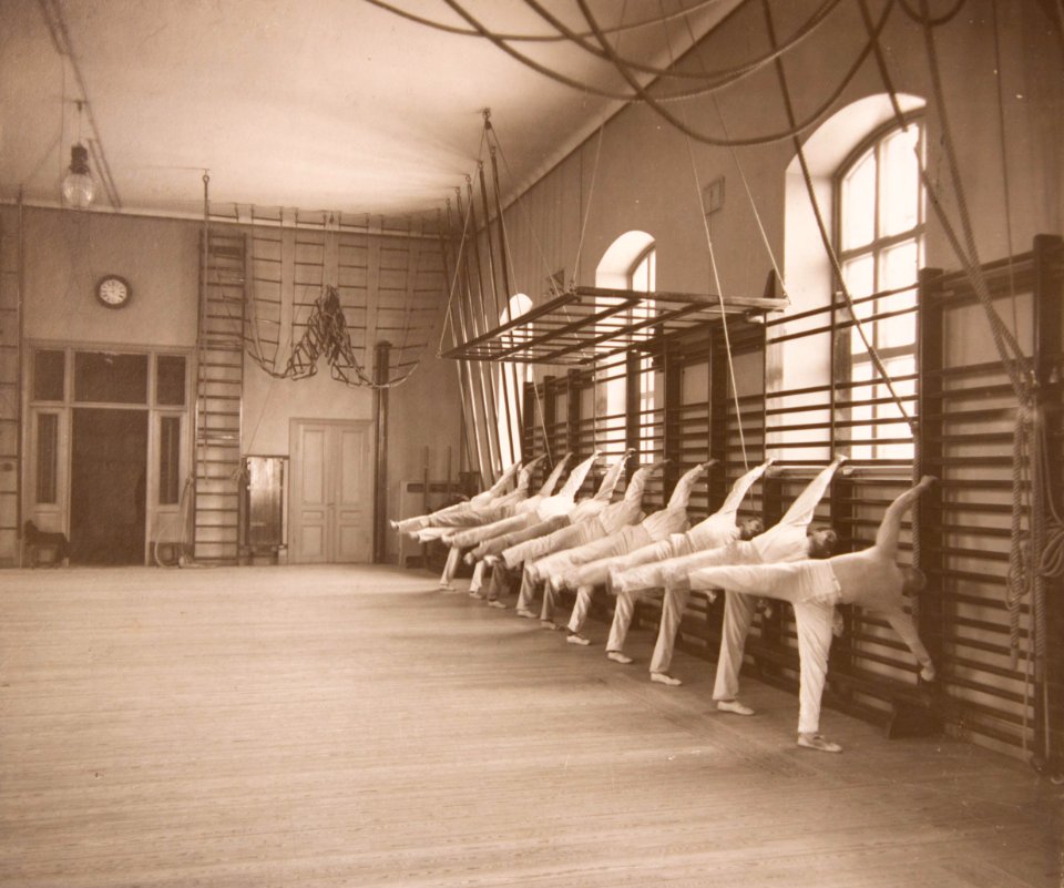 Linggymnastik Gymnastiska Centralinstitutet Stockholm ca 1900, gih0008