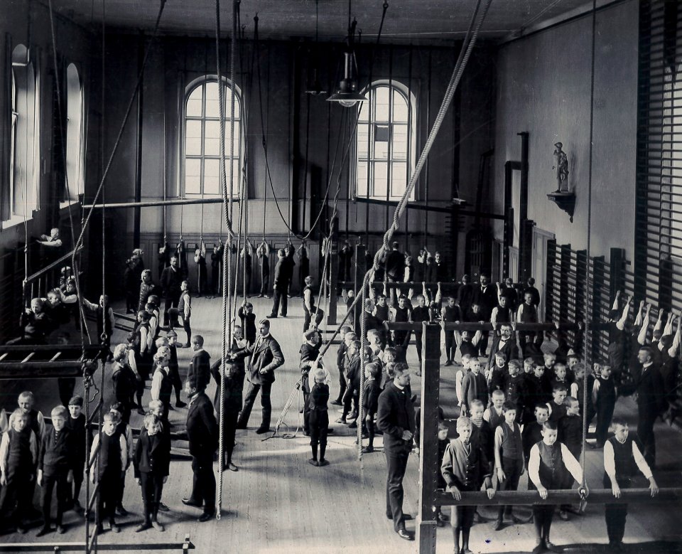 Linggymnastik Gymnastiska Centralinstitutet Stockholm pojkar 1893 gih0155