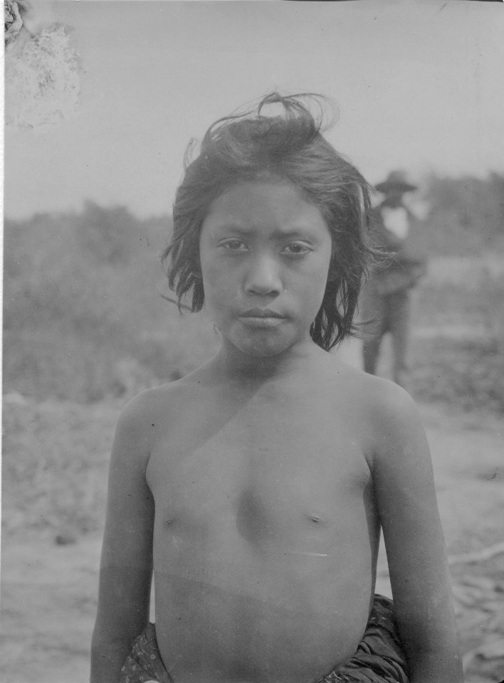 Liten flicka. Sockerfabriken Esperanza, norra Argentina. Sydamerika - SMVK - 004878