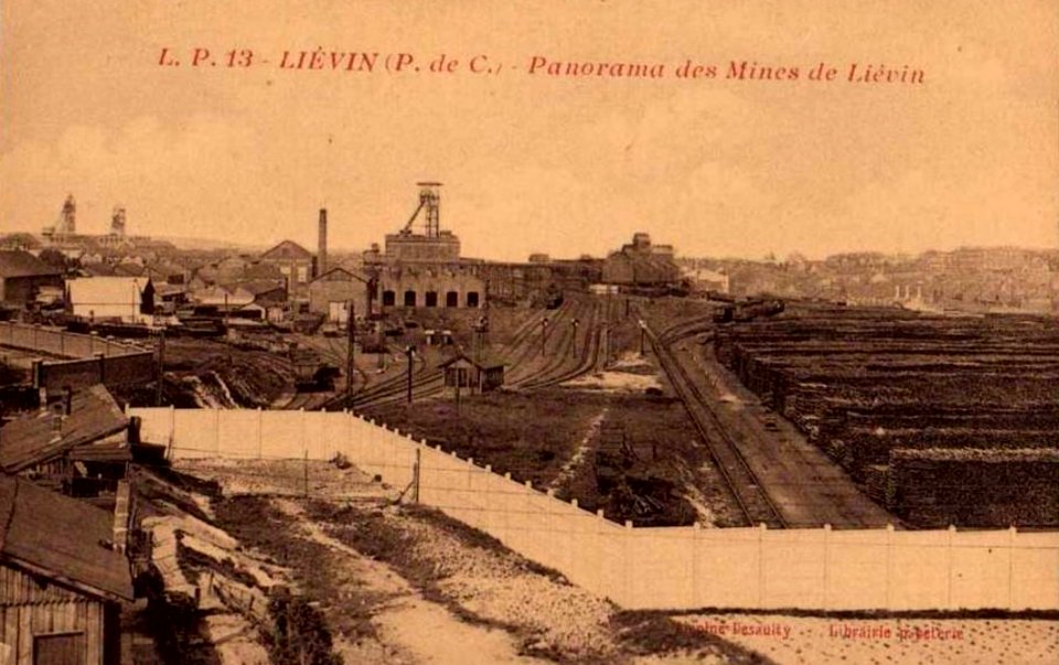 Liévin - Fosse n° 1 - 1 bis - 1 ter des mines de Liévin (C)