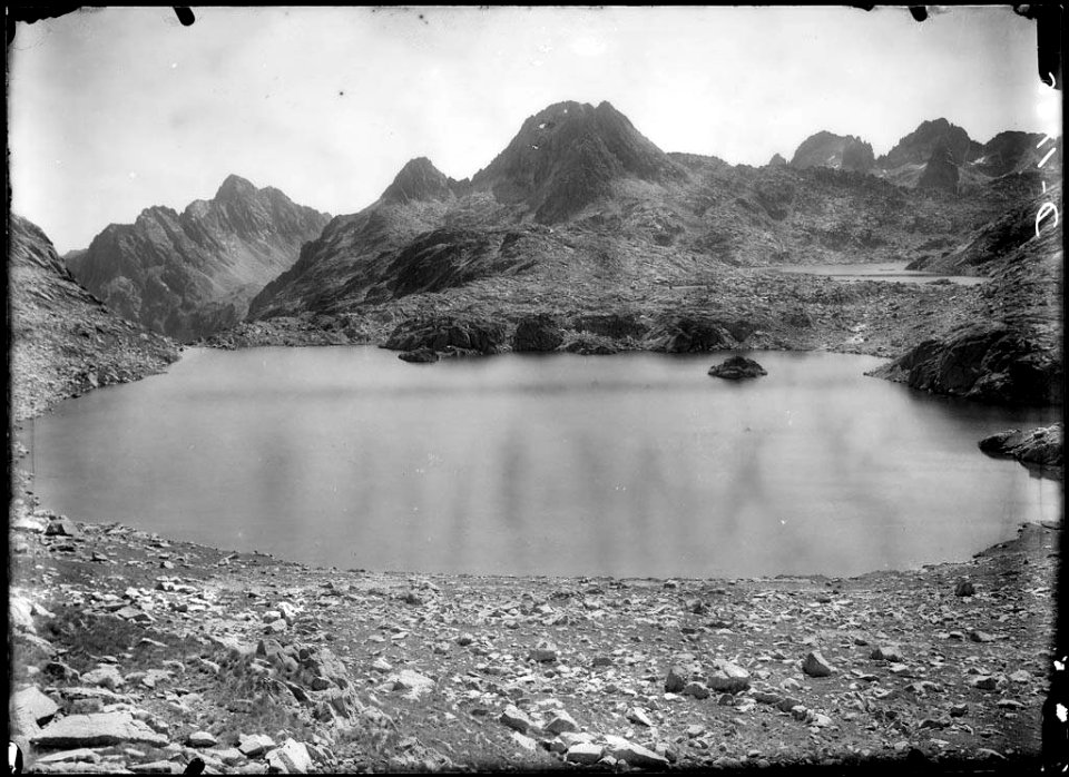 Llac de Rius, a la Vall d'Aran