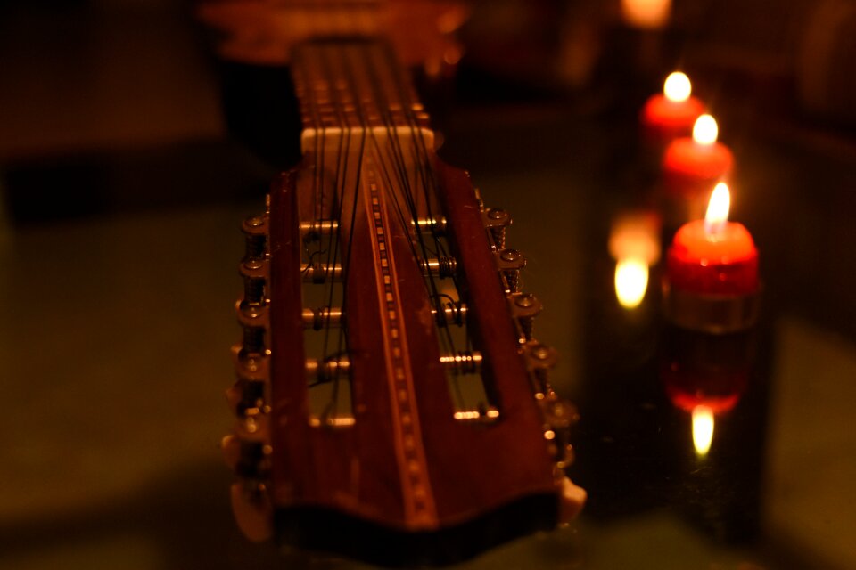 Music light of a candle decoration
