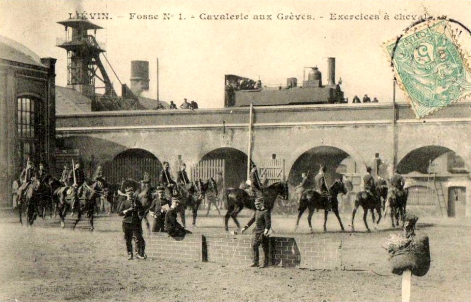 Liévin - Fosse n° 1 - 1 bis - 1 ter des mines de Liévin (D)