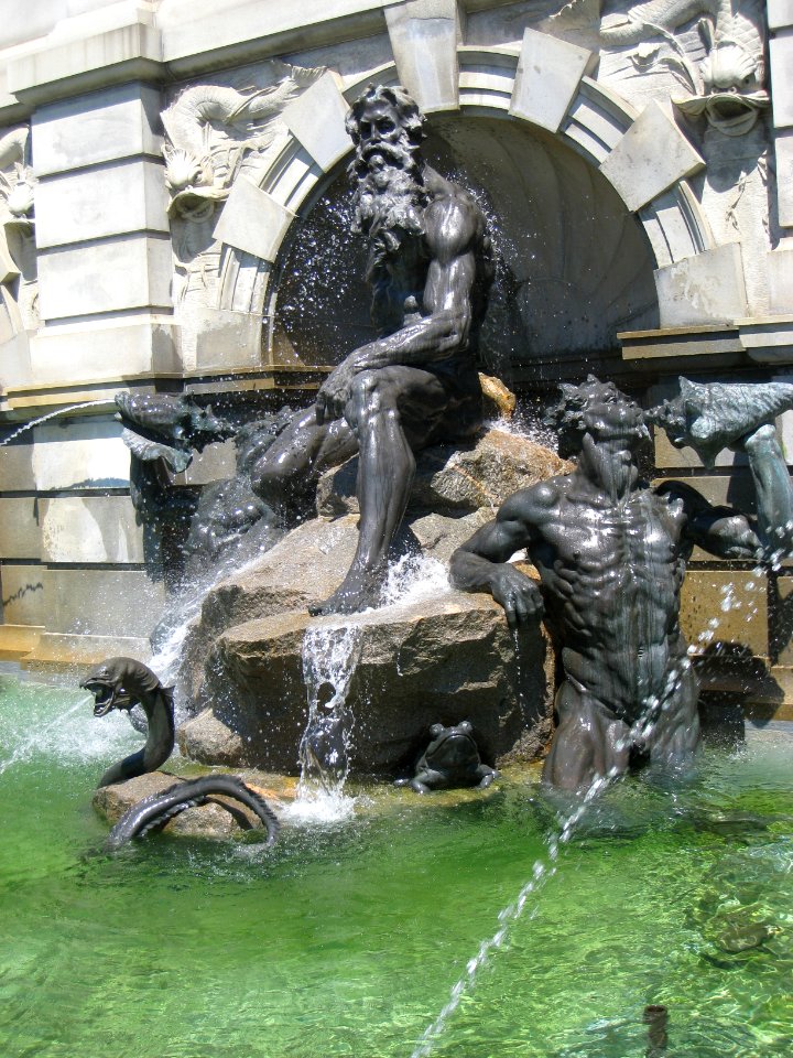 LOC Court of Neptune Fountain by Roland Hinton Perry - 3