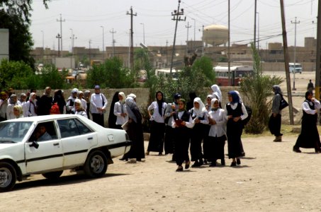 Local Iraqi young women from An Nasiriya get finished with school, DM-SD-05-04207