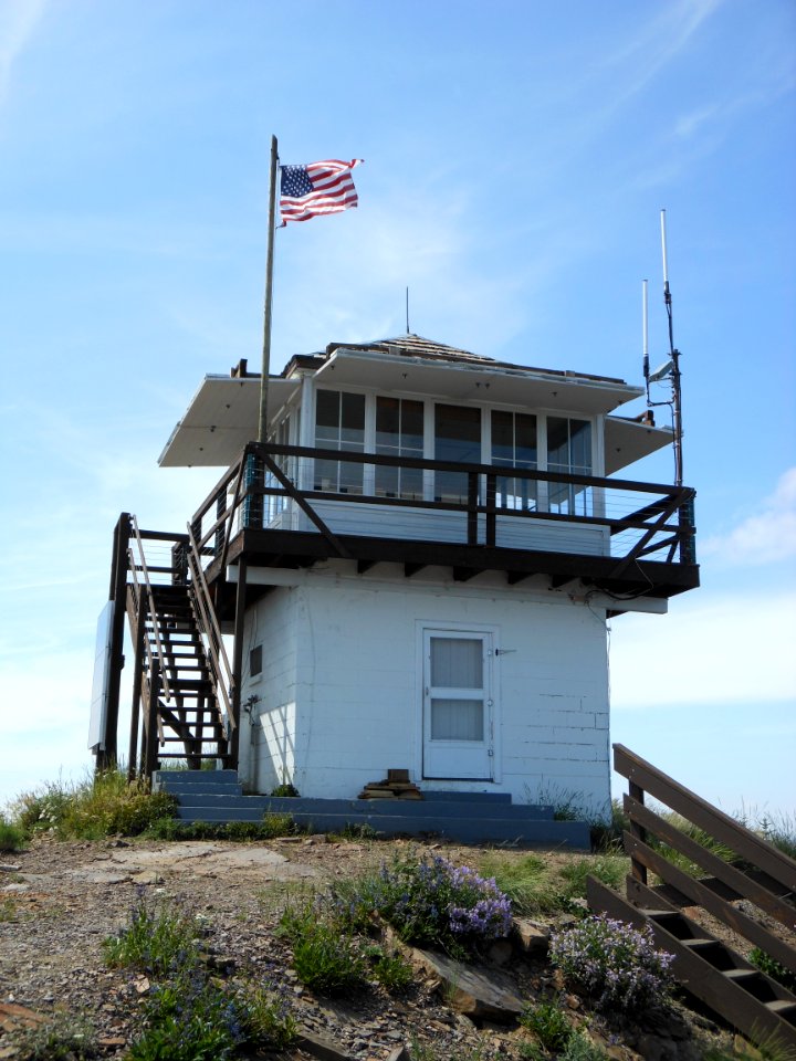 Little Guard Lookout on the Idaho Panhandle National Forest (38980645780)
