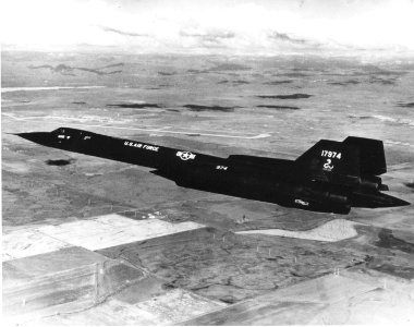 Lockheed SR-71 in flight (SN 61-7974) 061122-F-1234P-052