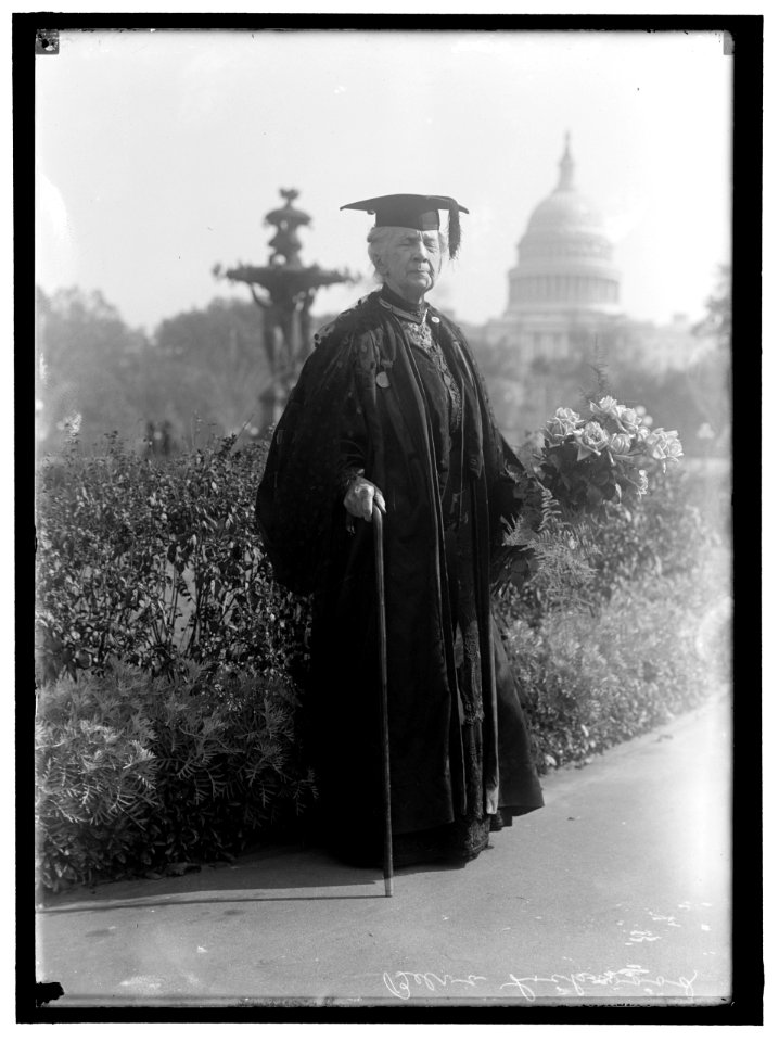 LOCKWOOD, MISS BELVA ANN BENNETT. LAWYER LCCN2016866161