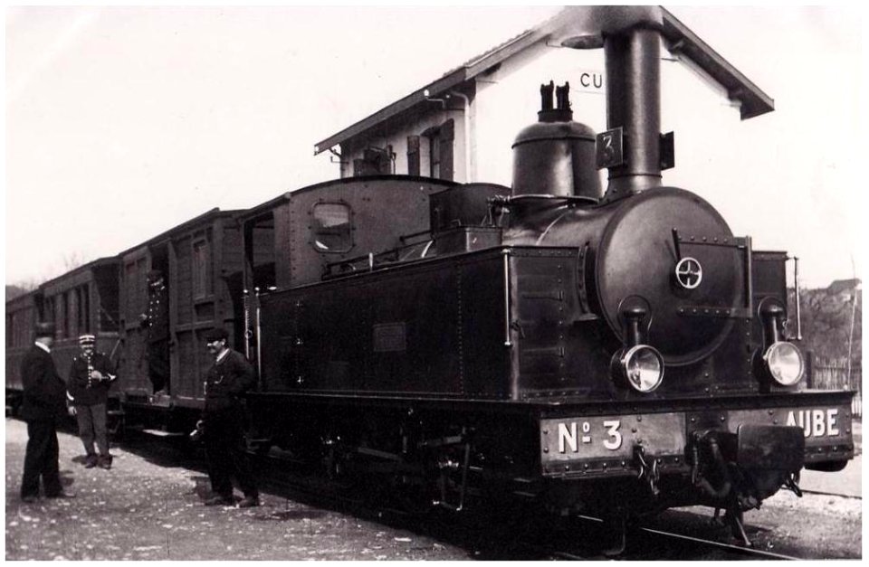 Locomotive N°3 en gare de Cunfin