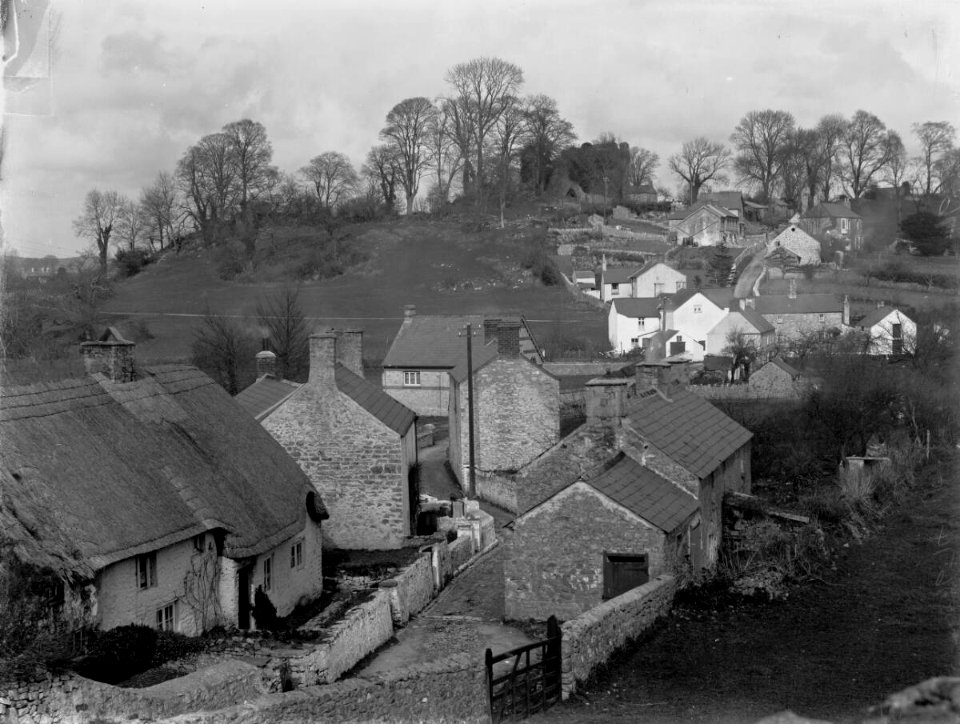 Llanblethian village (4641506)
