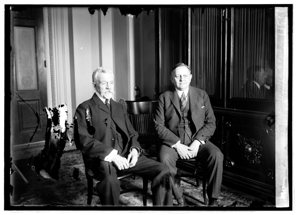 Lodge & Underwood LCCN2016822584