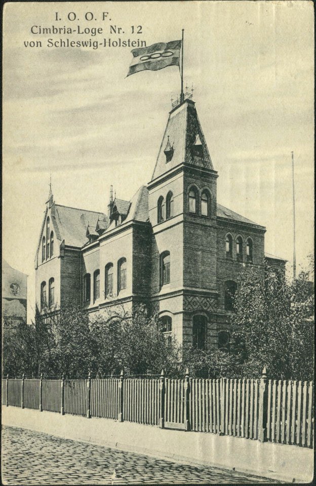 Logenhaus der I. O. O. F. Cimbria-Loge Nr. 12 von Schleswig-Holstein in der Muhliusstraße 62a (Kiel 27.332)