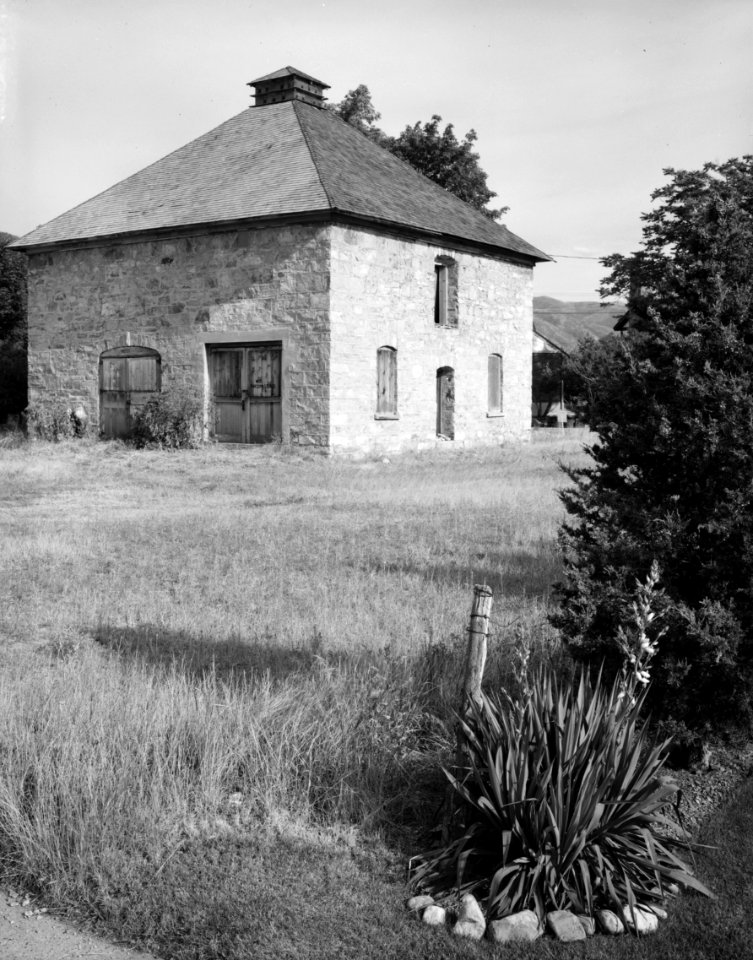 Logan Temple Barn