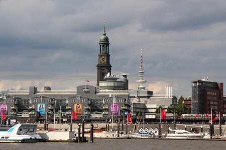 Skyline view hanseatic city photo