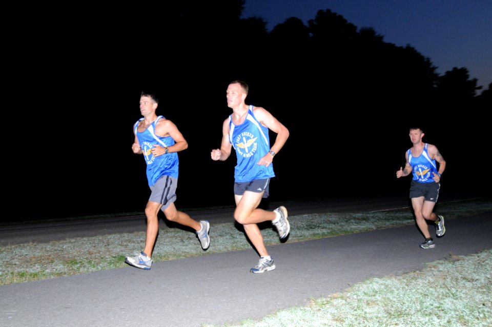 Local Army 10-Miler team ready for D.C. (6195405733)