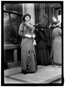 Lois Irene Kimsey Marshall at Mrs. W. Wilson, 1st breakfast LCCN2016864479
