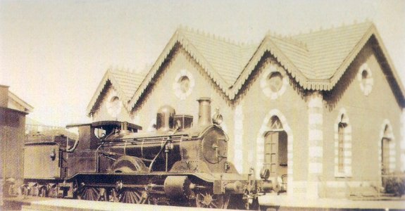 Locomotiva CP 96 na gare de Sintra - Os Caminhos de Ferro Portugueses 1856-2006