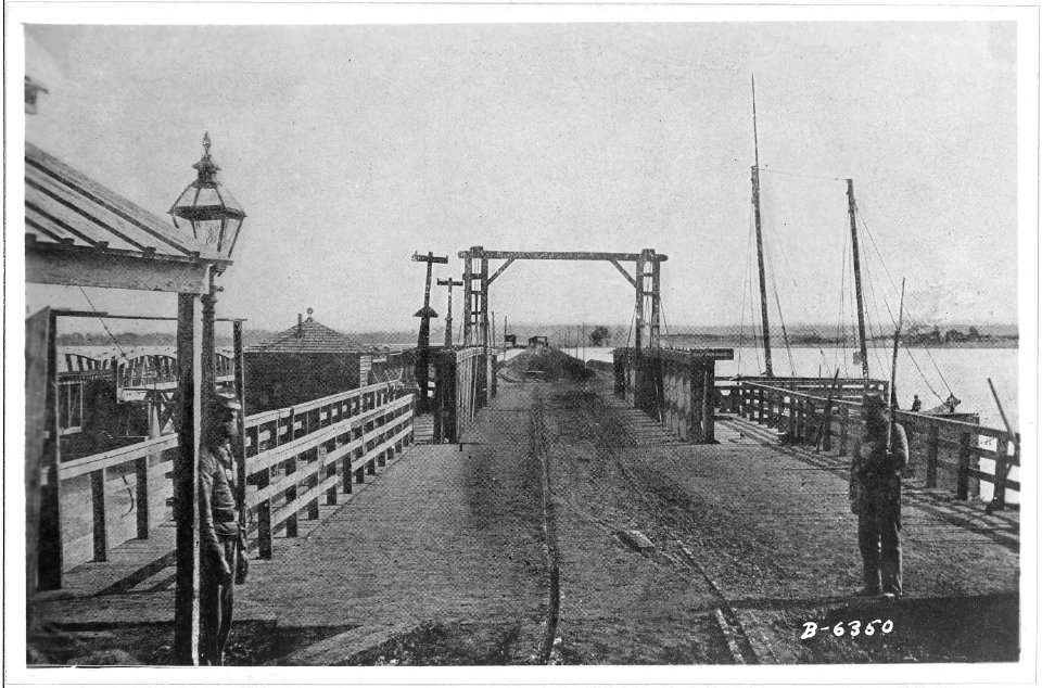 Long Bridge, Washington - NARA - 530417