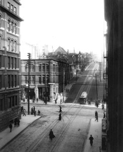 Looking east on James St from 2nd Ave showing the James St cable car, Seattle, ca 1905 (CURTIS 2073)