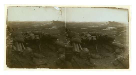 Looking from the Russian trenches over Fort No. 2 to Taikozan during the siege - Port Arthur LCCN2005678616