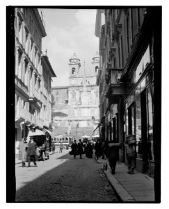Looking toward Piazza di Spagna - Rome LCCN2014707262