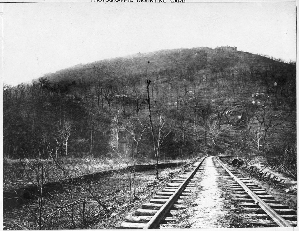 Lookout Mountain and Railroad, East View - NARA - 530427