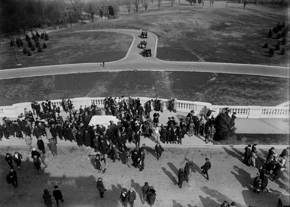 Looking E from atop Memorial Amphitheater at Tomb of the Unknown Soldier - Arlington National Cemetery - Arlington County VA USA - between 1921 and 1923