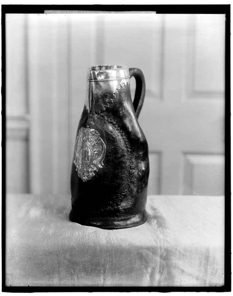 LONG, BRECKENRIDGE, MRS. LCCN2016859540