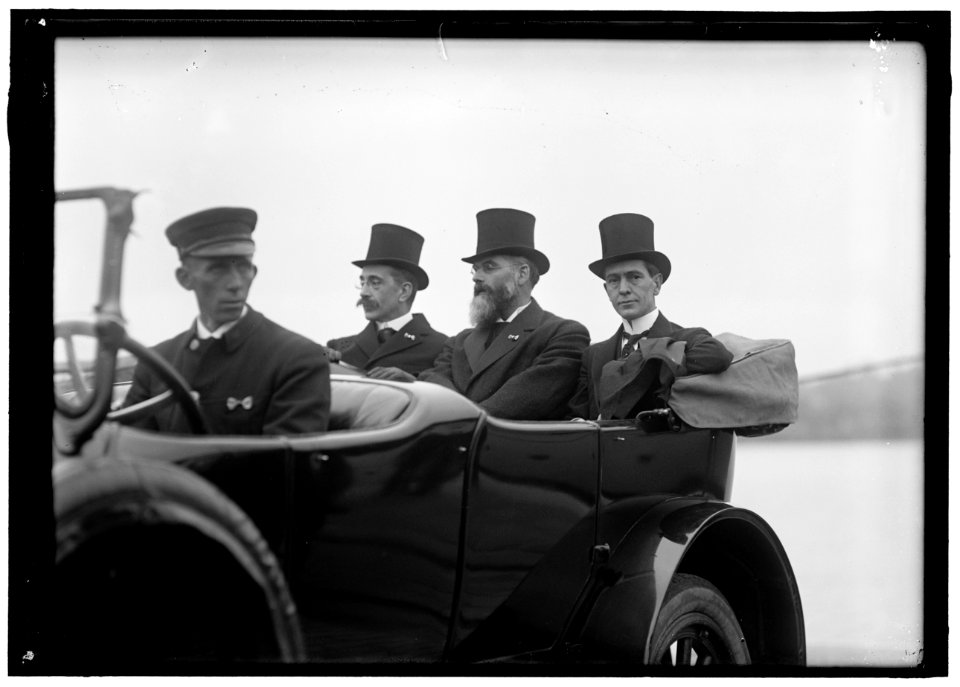 LONG, BRECKENRIDGE. 3RD ASST. SECRETARY OF STATE, 1918. LONG IN AUTO WITH 2 OF THE FR.COMMN. LCCN2016867659