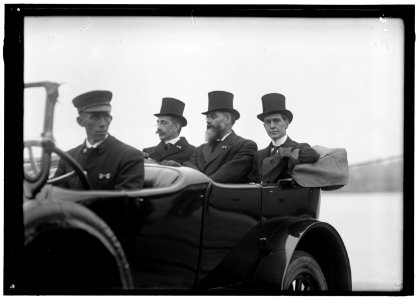 LONG, BRECKENRIDGE. 3RD ASST. SECRETARY OF STATE, 1918. LONG IN AUTO WITH 2 OF THE FR.COMMN. LCCN2016867659