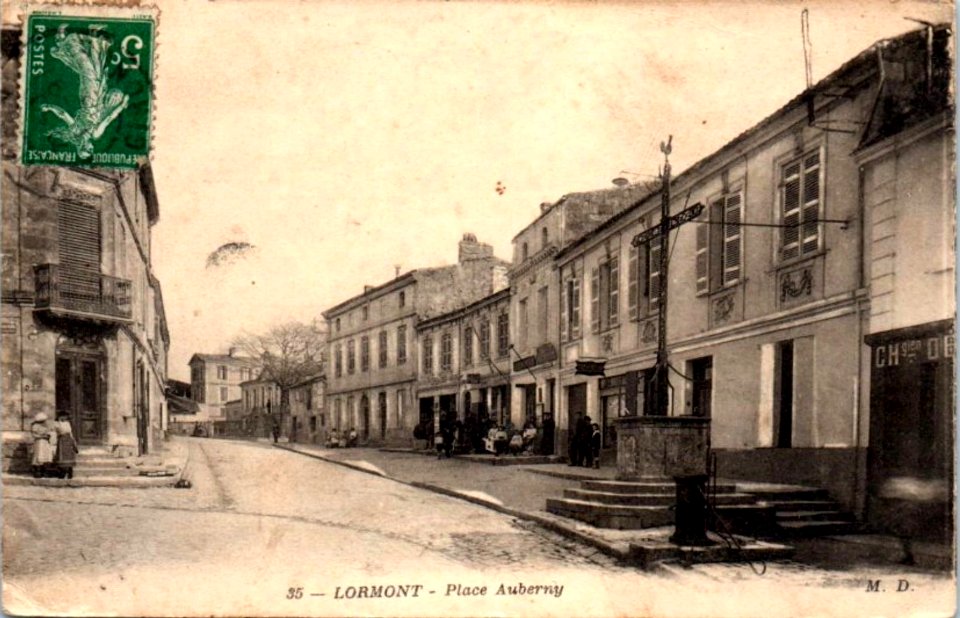 Lormont-place-auberny