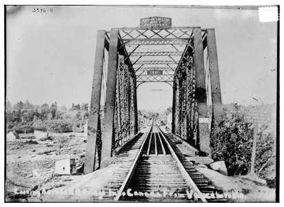 Looking across R.R. bridge into Canada from Vanceboro, Me. LCCN2014698589