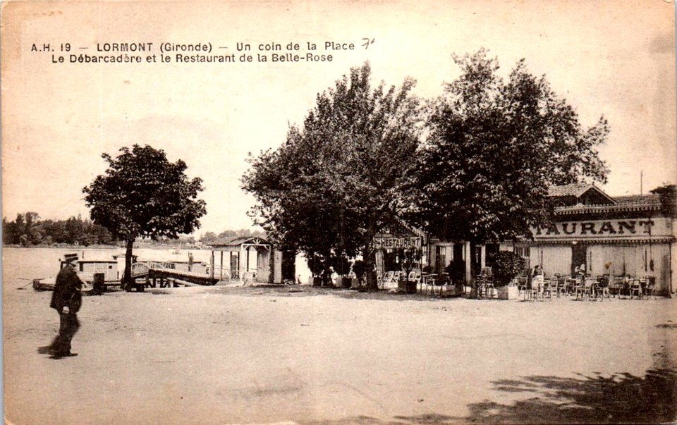 Lormont - place du port 12