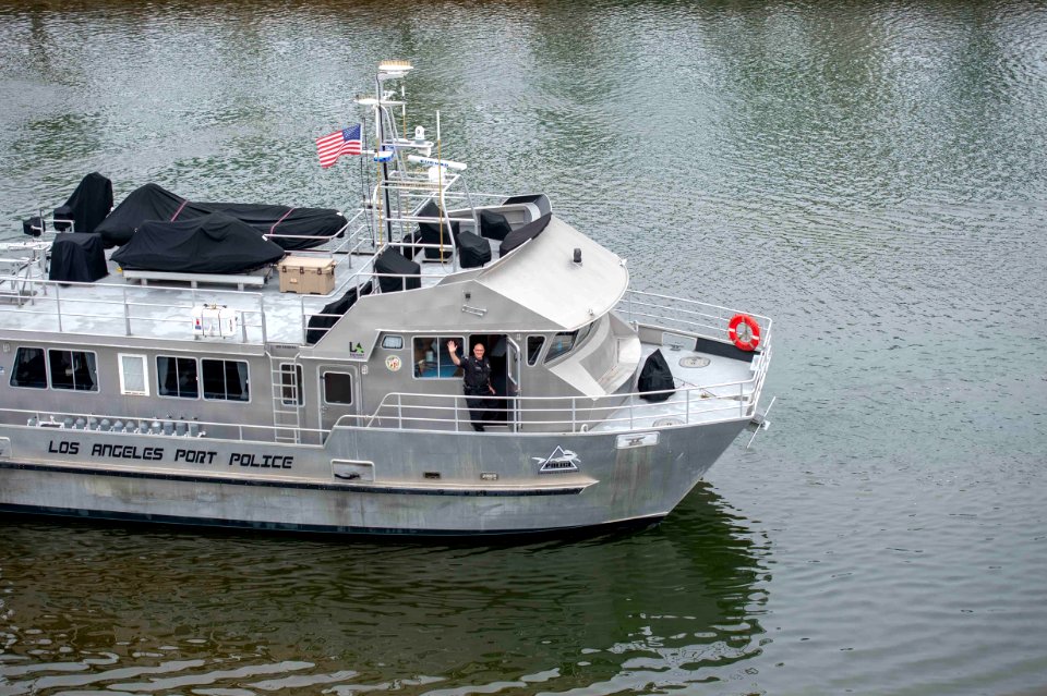 Los Angeles Port Police Salute USNS Mercy Sailors (49836873448)