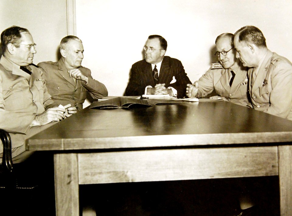 Lot-1945-9 (34595837372)