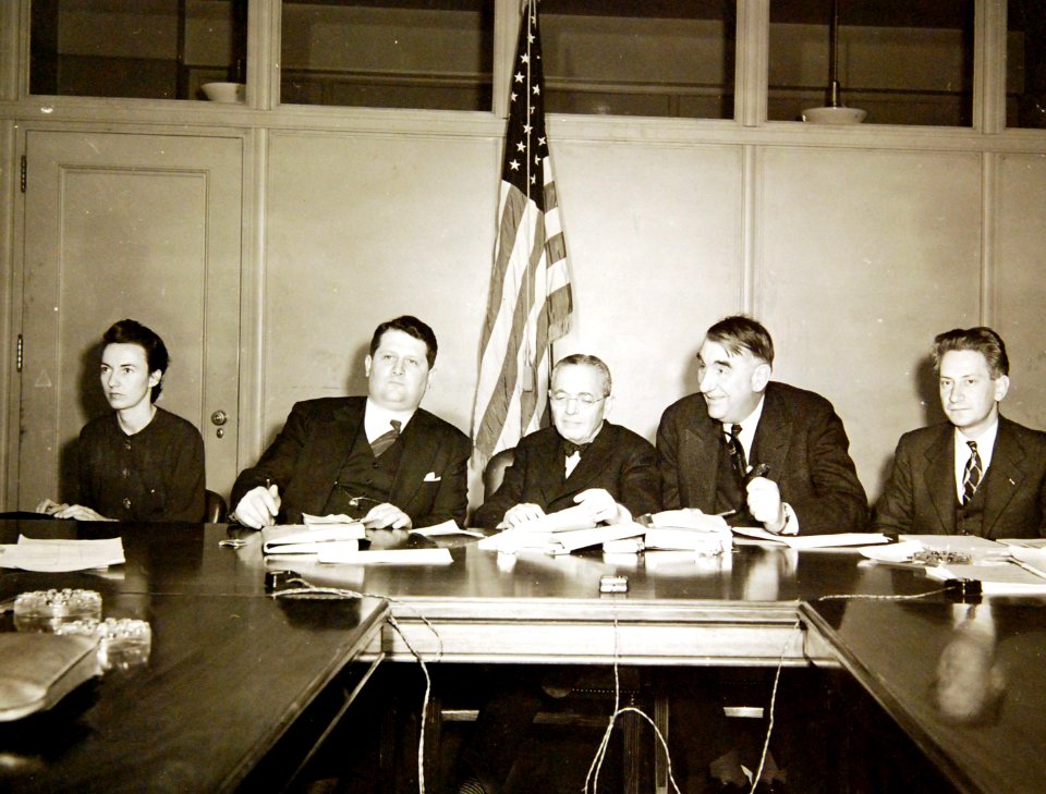 Lot-1945-1 (34717873416)