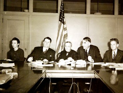 Lot-1945-1 (34717873416)