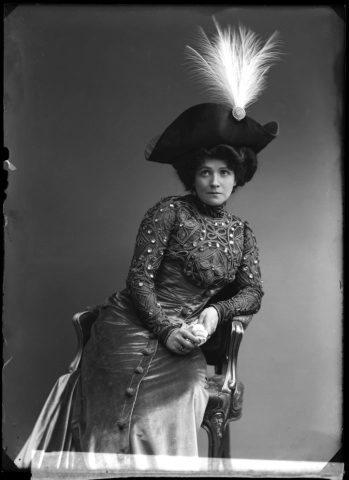 Lotten Seelig, actor, in unknown performance - SMV - GS040