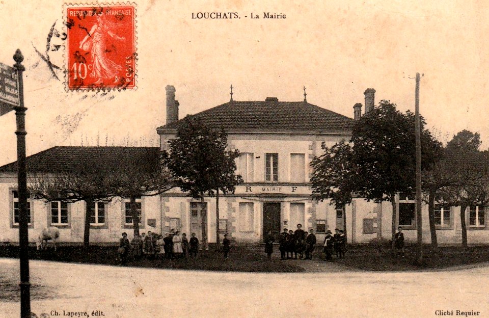Louchats - La Mairie 1