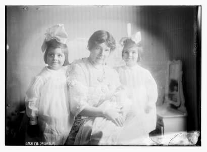 Louise Homer LCCN2014687772