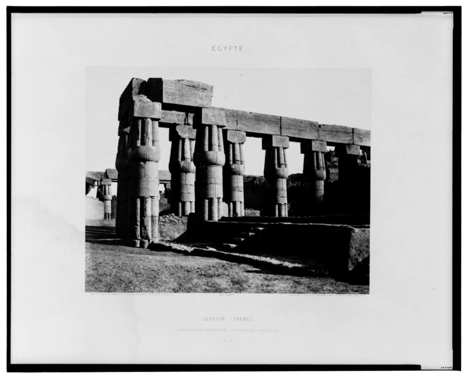 Louksor (Thèbes) - construction postérieure - galeries parallèles - Félix Teynard. LCCN2001695276