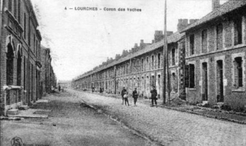 Lourches - Cités de la fosse Saint-Mathieu des mines de Douchy (C)