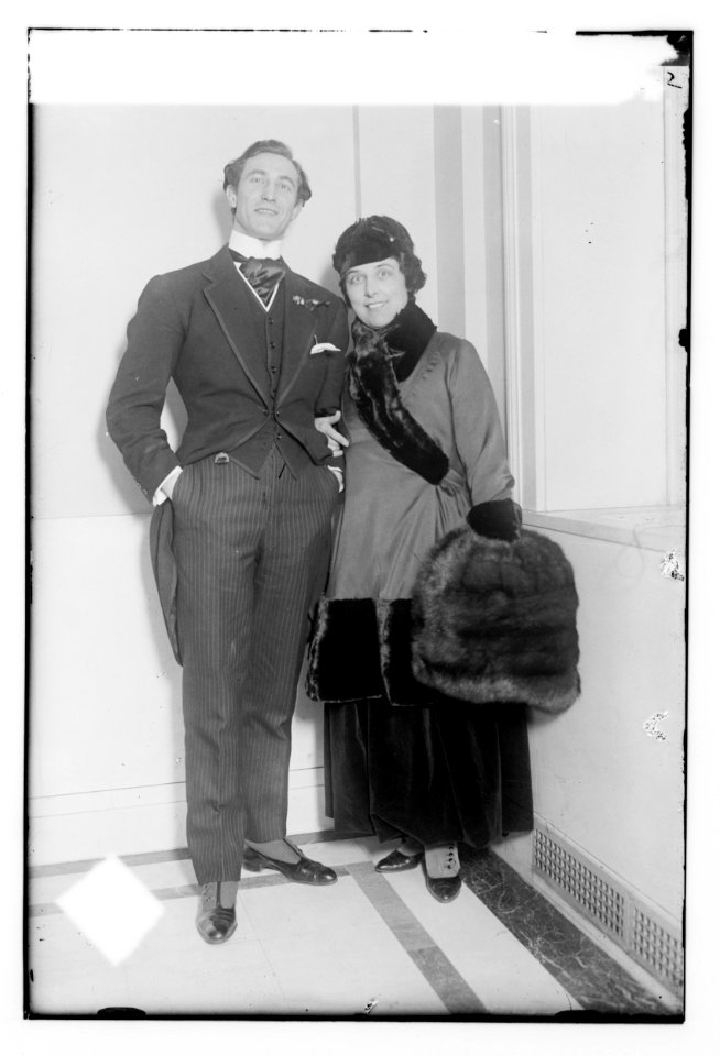 Lou - Tellegen & wife LCCN2014700940